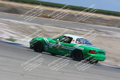 media/May-01-2022-CalClub SCCA (Sun) [[03a481c204]]/Group 5/Race (Offramp)/